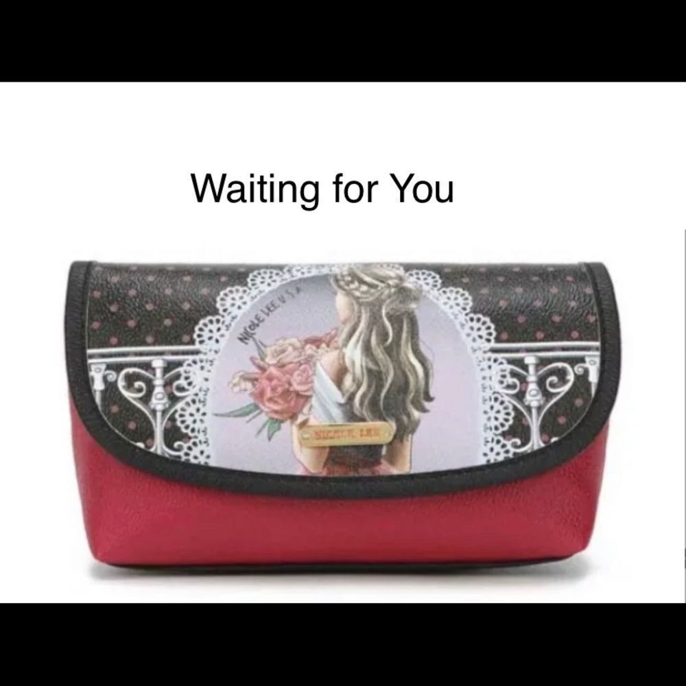 Nicole Lee Cosmetic Brush Pouch - Picture 12 of 14